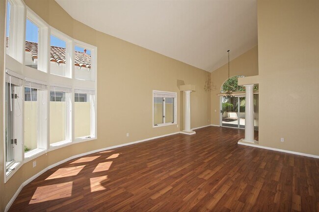 Foto del edificio - 4626 Tarantella Ln