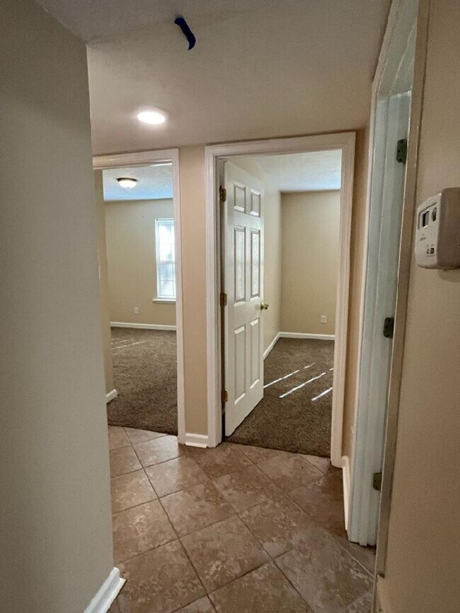 Foto del edificio - 4229 Glen Hill Manor Dr