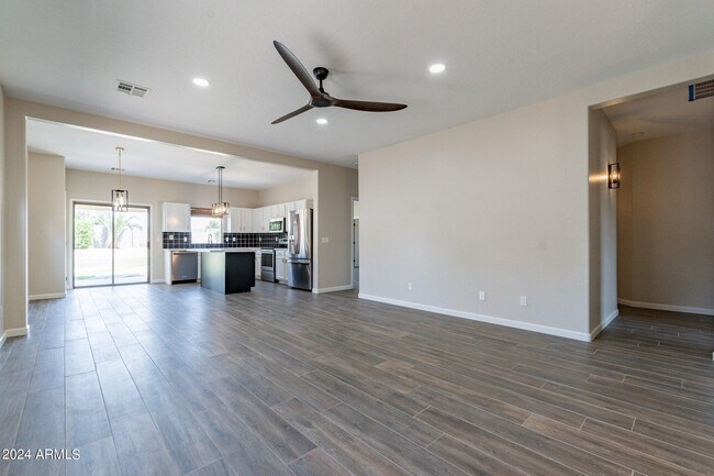 Building Photo - 2207 E Andalusian Loop