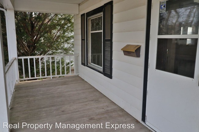 4 Br 2 Bath House 239 N French Avenue House For Rent In Sioux
