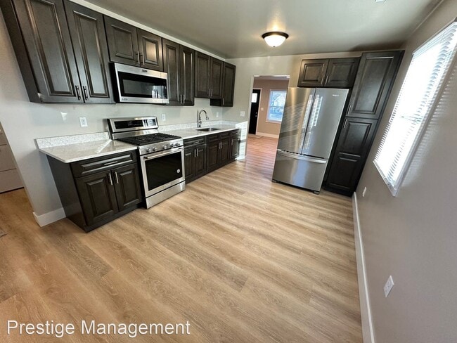 Building Photo - 3 br, 1 bath House - 734-1 Imperial Rd