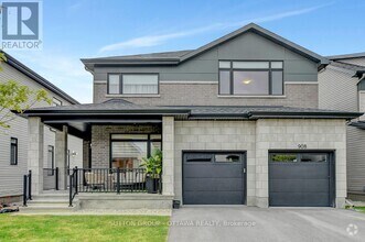 Building Photo - 908 Duxbury Ln