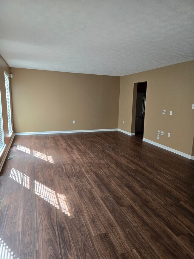 Living room cable ready in the wall. - 1812 Michael Dr