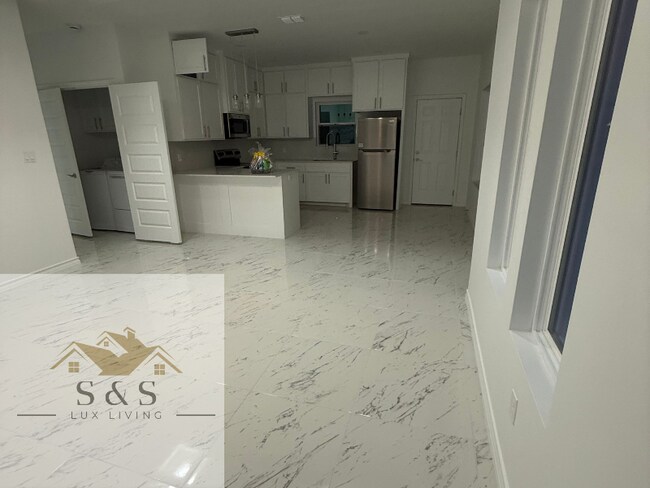 Foto del edificio - 11306 N 24th St