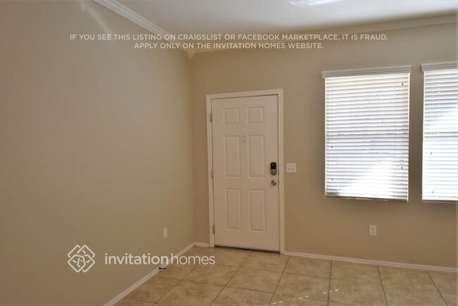 Foto del edificio - 1450 S Longspur Ln