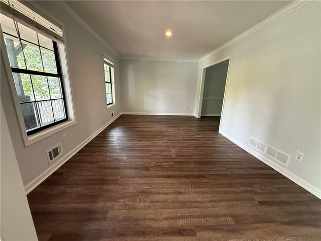 Building Photo - 4960 Cold Springs Dr NW