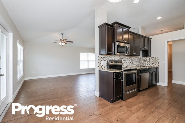 Building Photo - 5449 Oro Valley Rd