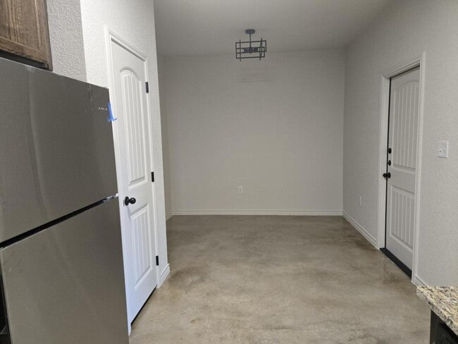 Foto del edificio - 209 Stillhouse Rd