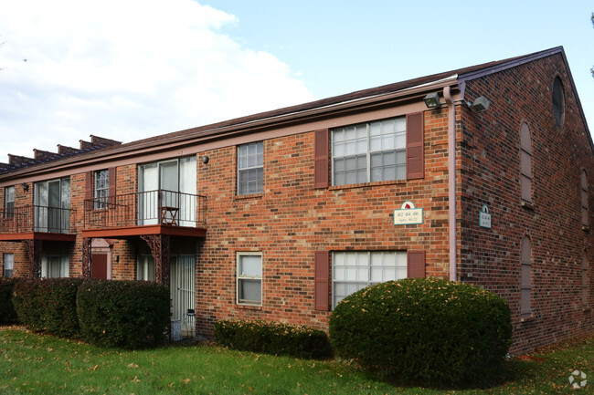 Building Photo - The Paddock Apartments