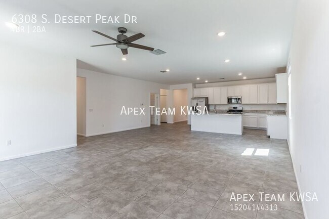Foto del edificio - 6308 S Desert Peak Dr