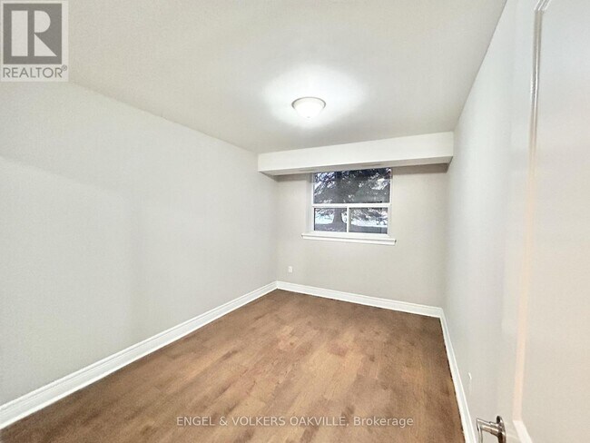 Photo du bâtiment - 90 Twenty Fifth St