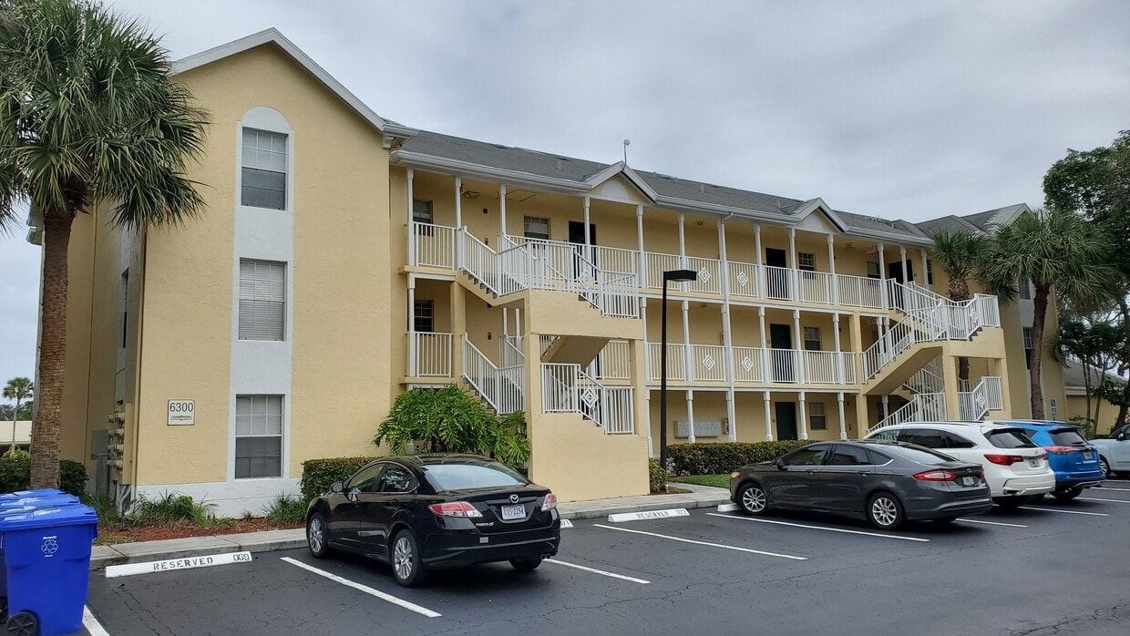 Primary Photo - 6300 La Costa Dr