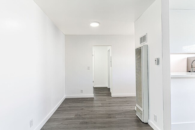 Foto del edificio - 5005 August St