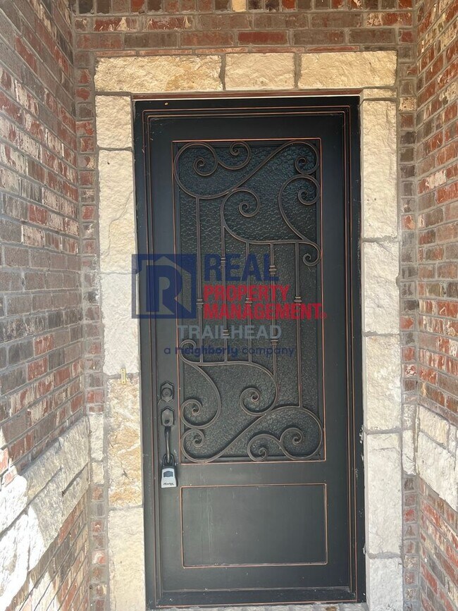 Foto del edificio - Amazing 3 Bed 2 Bath Home in Gated Lakesid...