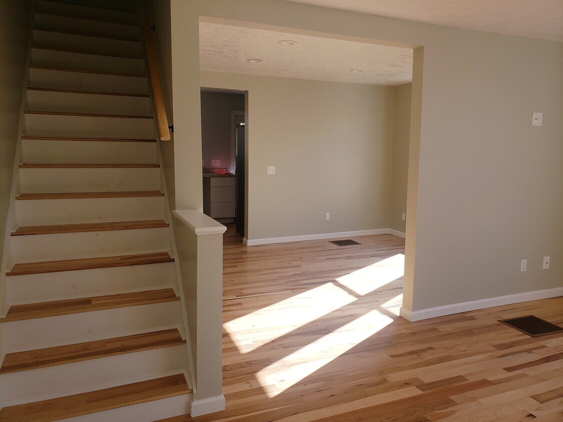 130 N Pearl Ave Unit Right Side Apartment, Watertown, NY 13601