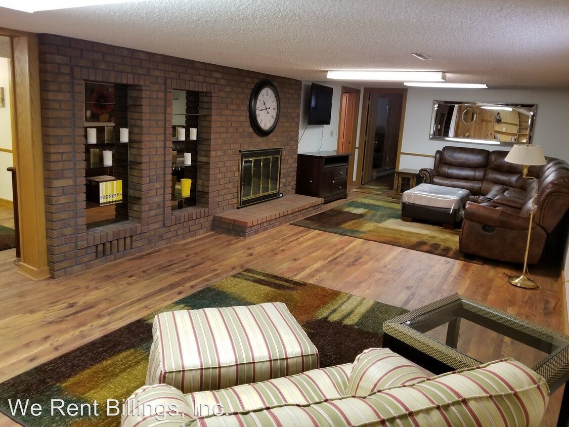 Primary Photo - 1531 Parkhill Dr