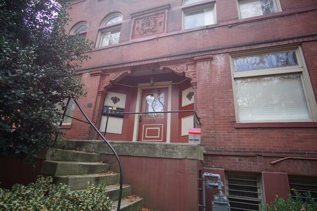 Building Photo - 416 Belgravia Ct
