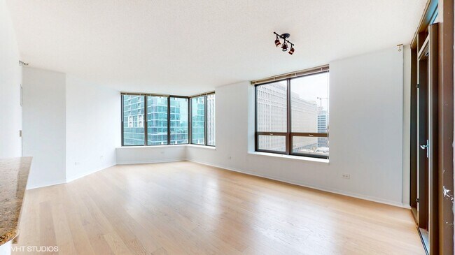 Foto del edificio - 400 N La Salle Dr