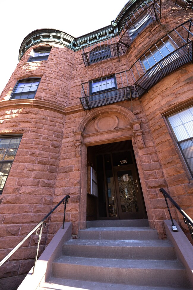 Building Photo - Saint Botolph St, Back bay-Prudential