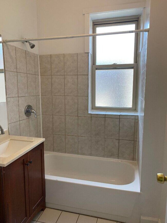 Foto del edificio - 1733 W 91st St