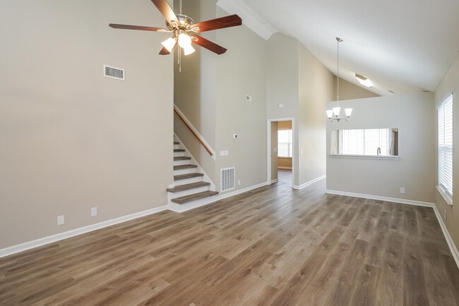 Building Photo - 1016 Mansker Dr