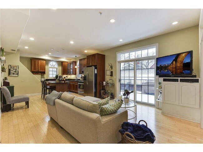 Foto del edificio - 3125 Inglewood Ave S
