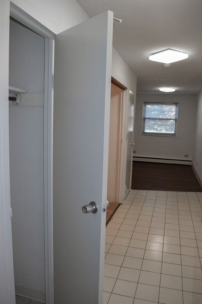 Interior Photo - Clark Street Apartments by Royse + Brinkmeyer