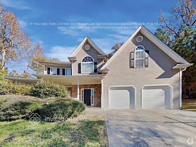 Building Photo - 5881 Newnan Ct