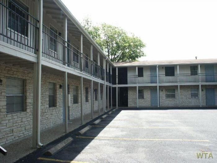 Primary Photo - 1 bedroom in AUSTIN TX 78705