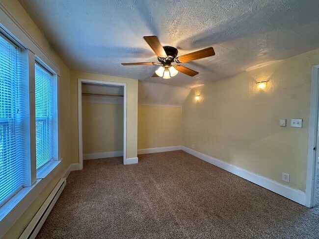 Building Photo - 1741 S 69th St