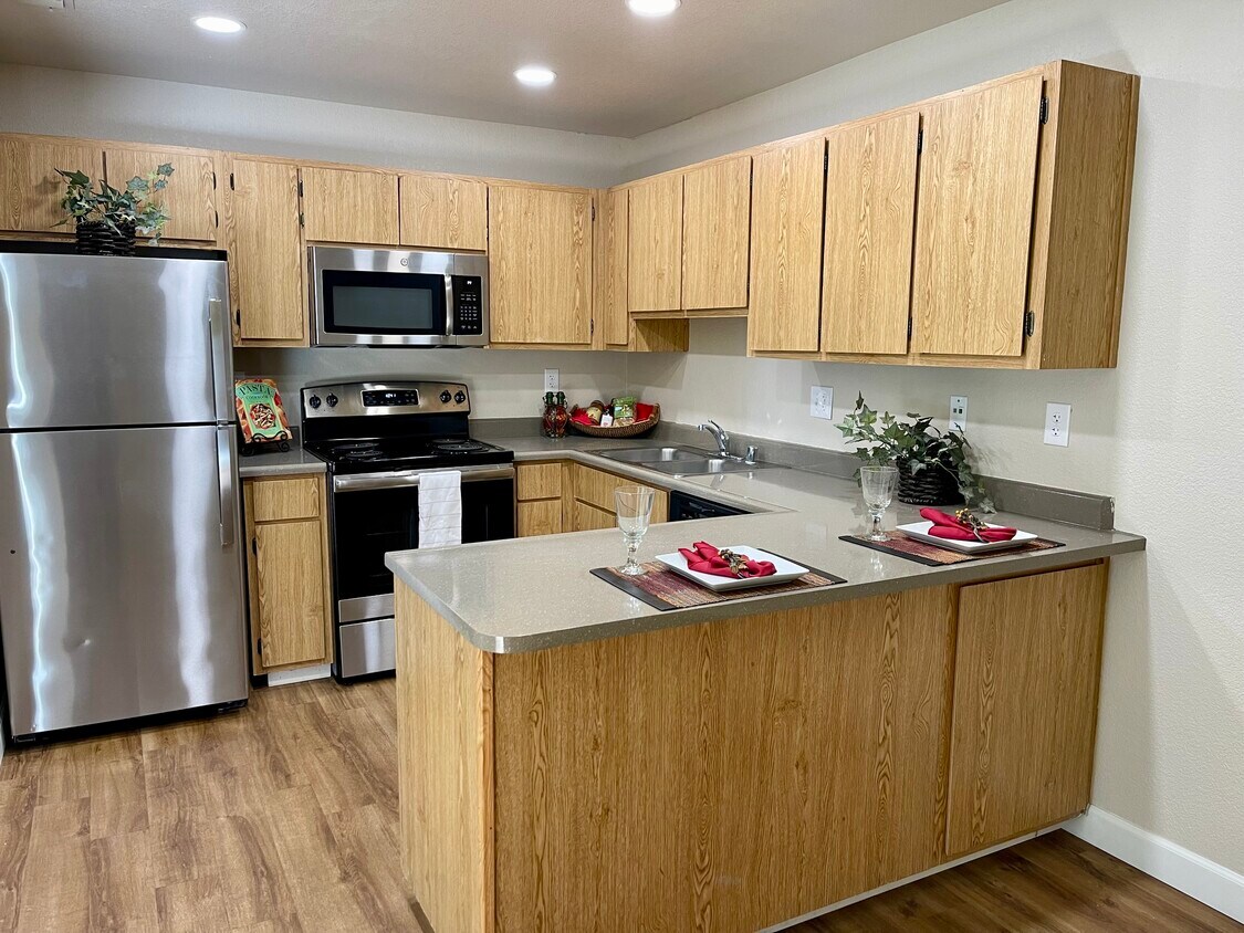 Foto principal - 1000 Sibley Apt Homes