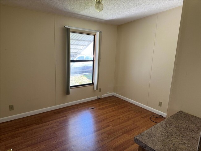Foto del edificio - 3161 SW 53rd Ave