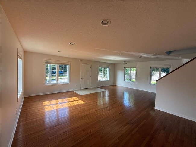 Foto del edificio - 709 Wayzata Blvd E