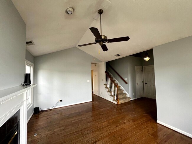 Building Photo - 1759 Potomac ~ Autumn Chase Stonebridge