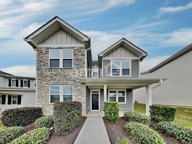 Building Photo - 427 Catawba St