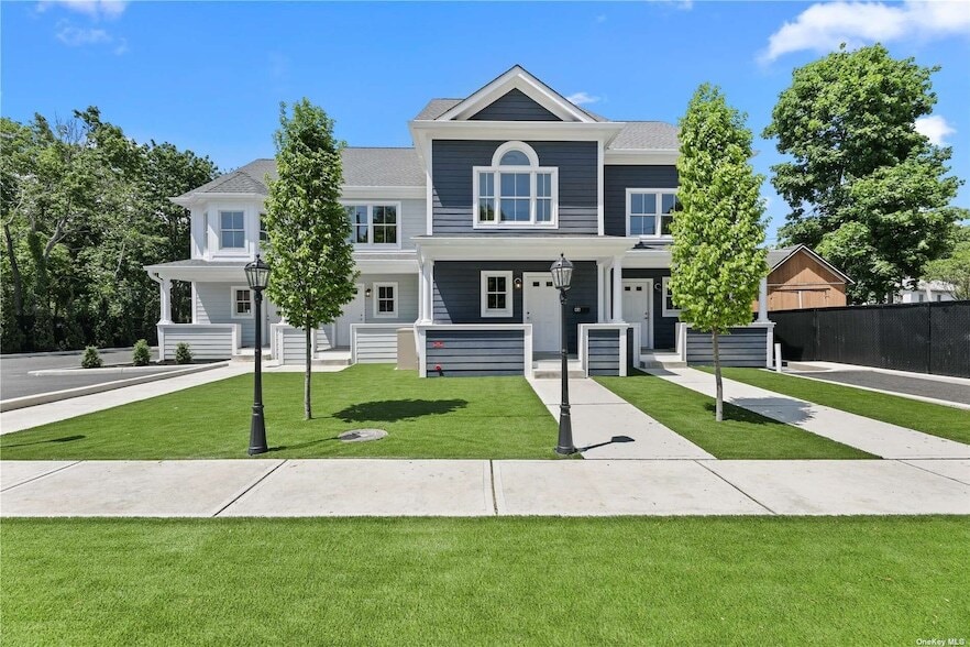 42 3rd St, Riverhead, NY 11901 Condo for Rent in Riverhead, NY