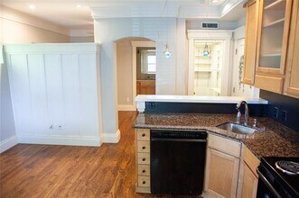 Building Photo - 5837 Velasco Ave