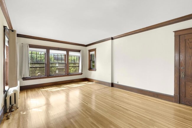 Foto del edificio - 971 Goodrich Ave