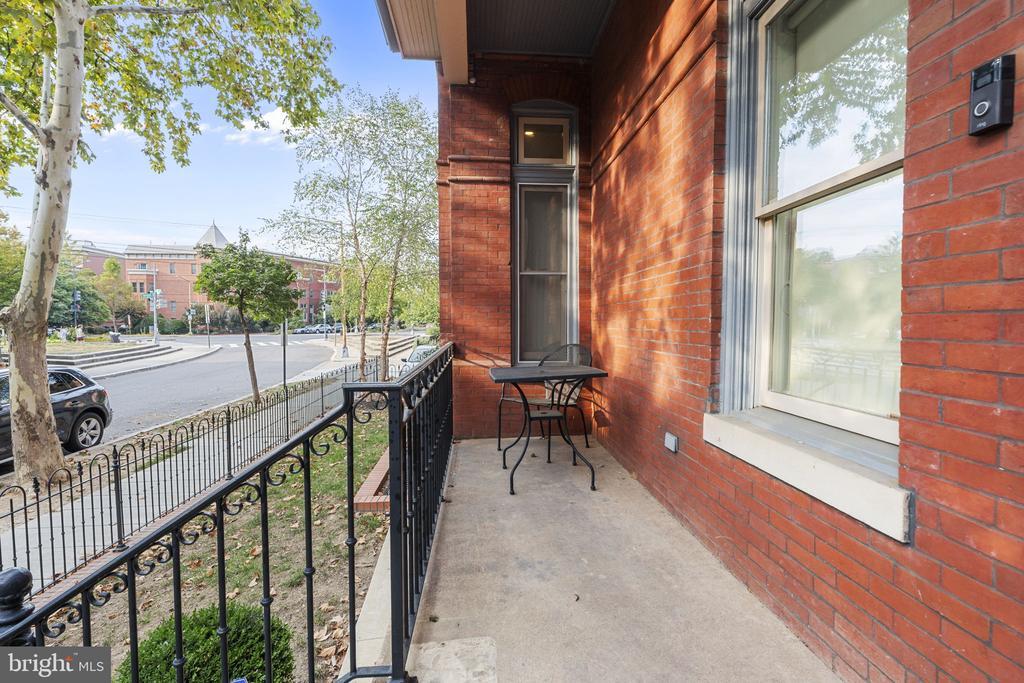 Primary Photo - 1819 10th St NW