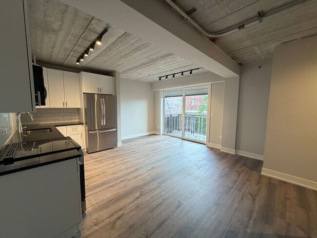 Foto del edificio - 952 W Carmen Ave