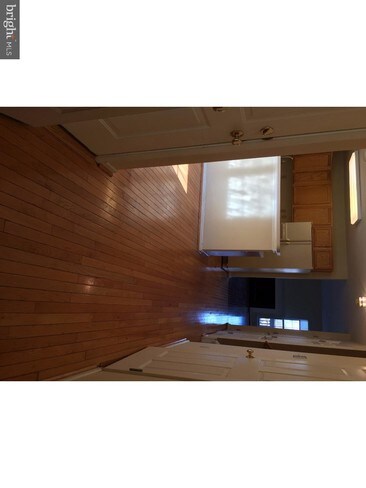 Foto del edificio - 143 Hidden Hollow Ct