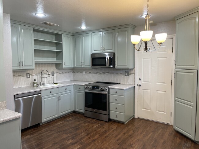 Foto del edificio - 9658 Gruwell Way