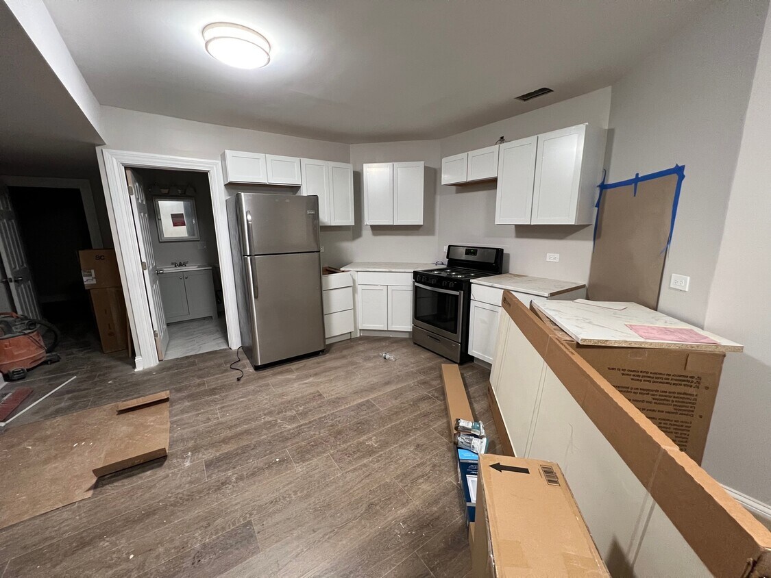 Foto principal - 1242 S Lawndale Ave