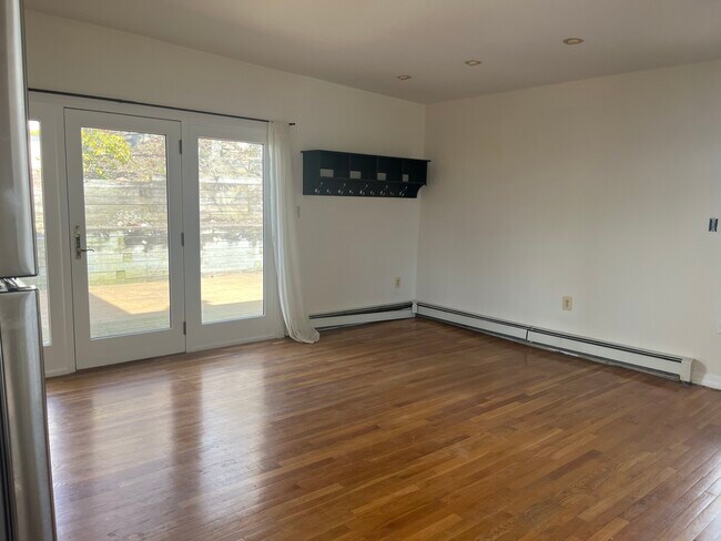 cocina/sala de estar - 110 Bayview Ave