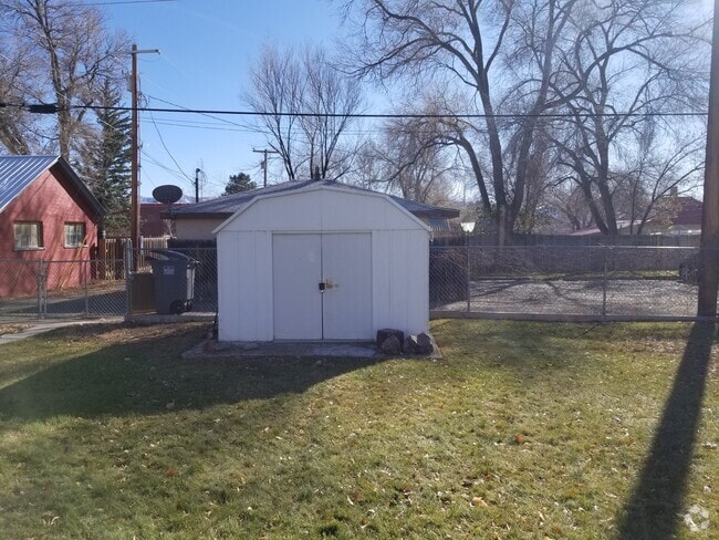 Building Photo - 219 East Montezuma Avenue