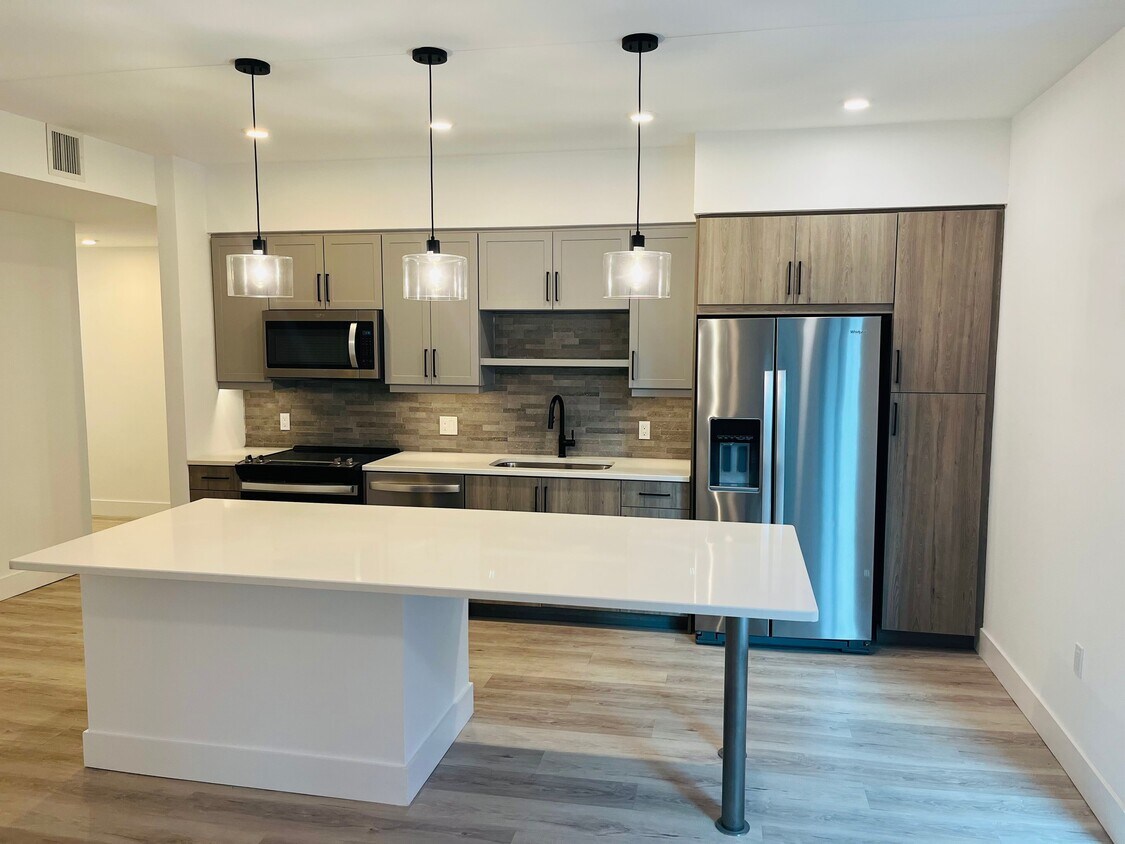 Foto principal - 41 NW 31st St