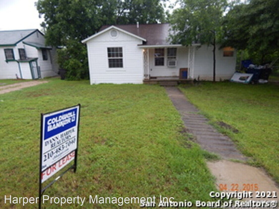 Primary Photo - 2 br, 1 bath House - 450 Overhill Dr.