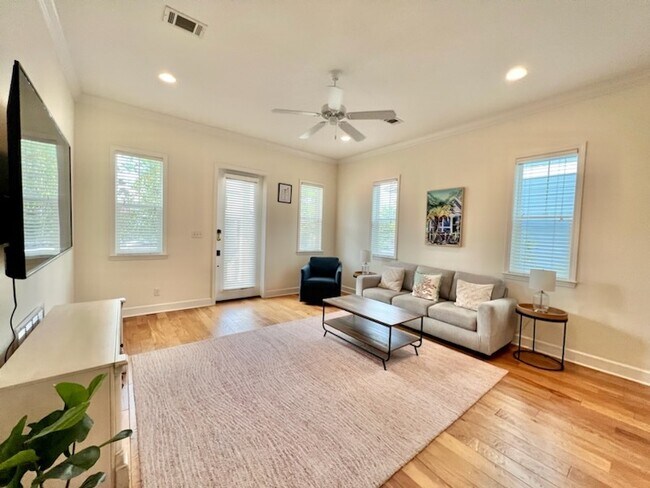 Foto del edificio - 14 Crepe Myrtle Ln