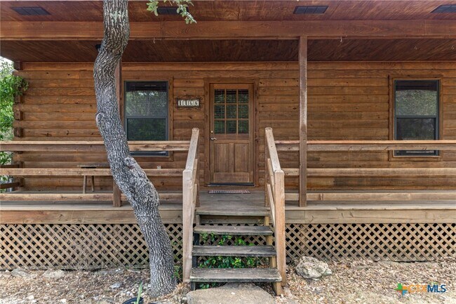 Building Photo - 1466 Bonnyview Dr