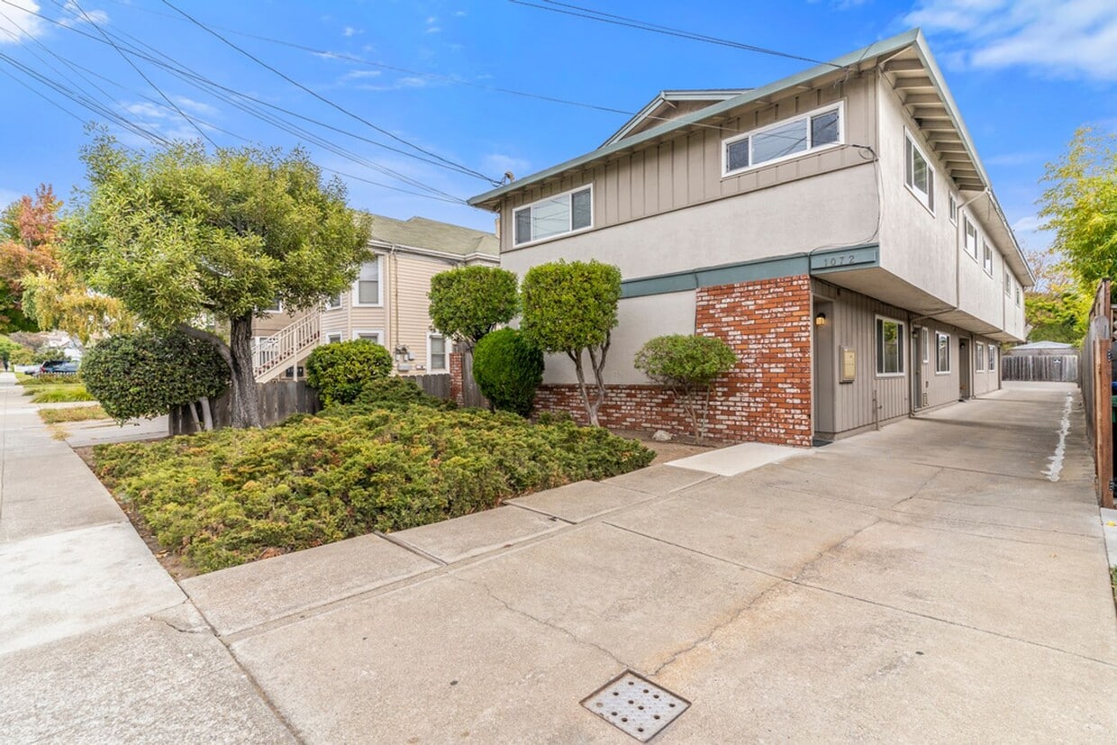 Photo - 1072 Park Ave #D - 2 bedroom | 1.5 bathroom